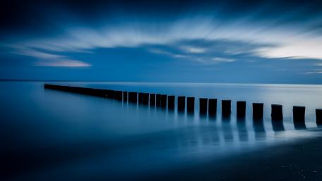 Evening in blue wallpaper