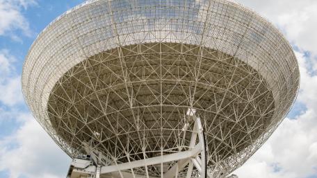Effelsberg 100-m Radio Telescope wallpaper