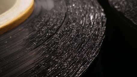 Grooves of Sound in Abstract Harmony wallpaper