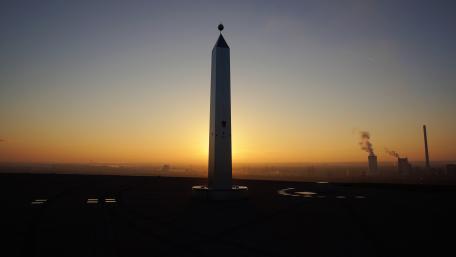 Herten at sunrise wallpaper