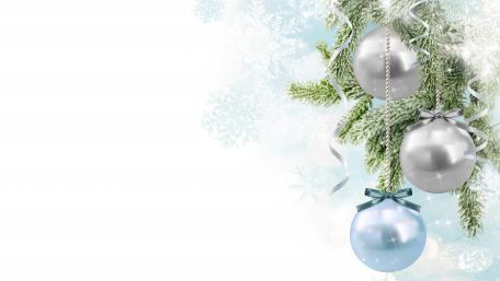 8K Christmas balls wallpaper