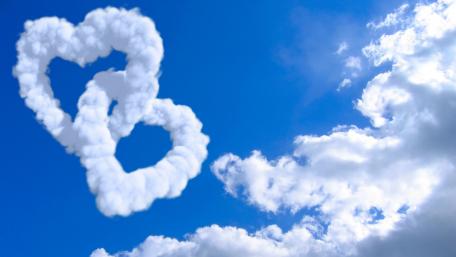 Love is in the air wallpaper