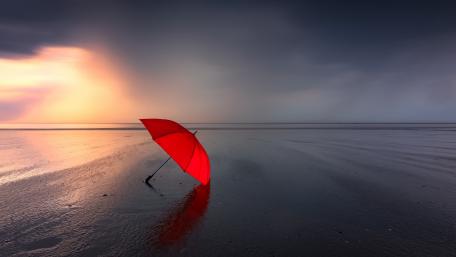 Red umbrella wallpaper