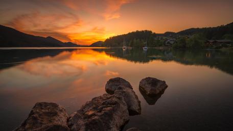 Sunset reflection wallpaper