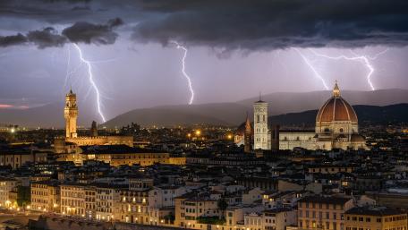 Florence in storm wallpaper