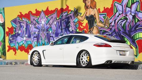 Porsche Panamera wallpaper