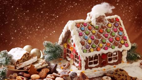 Gingerbread house wallpaper