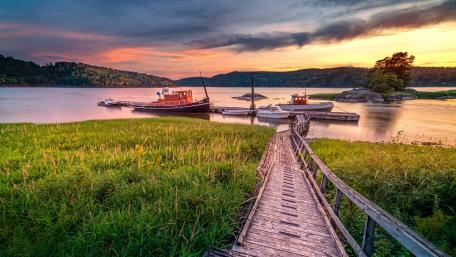 Glomma river in Norway wallpaper