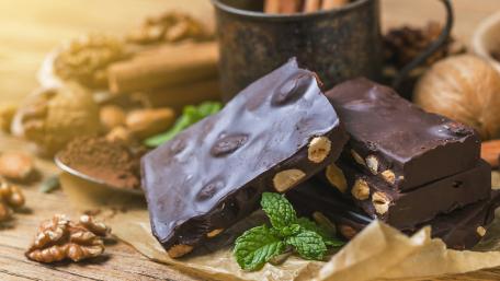 Hazelnut dark chocolate wallpaper