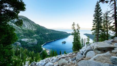 Fannette Island on Lake Tahoe wallpaper