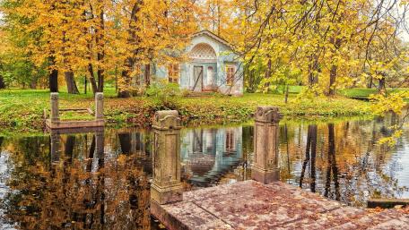 Romantic autumn scenery wallpaper