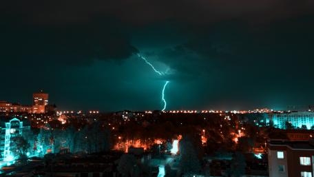 Lightning Strike wallpaper