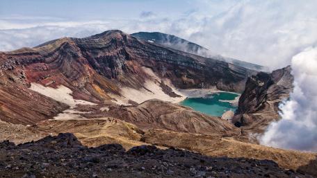 Gorely volcano crater lake wallpaper
