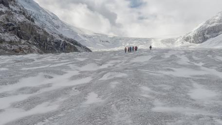 Athabasca Glacier (Jasper National Park) wallpaper