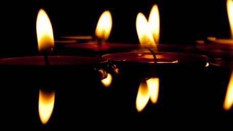 Floating Candles wallpaper