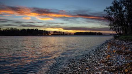 Sunset at the Danube wallpaper