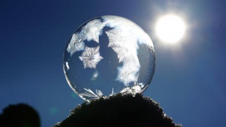 Hoary soap bubble wallpaper