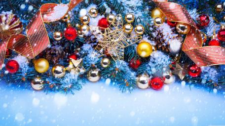 Tree Decoration In red and gold. wallpaper
