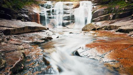 Waterfall wallpaper