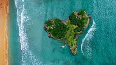 Heart island wallpaper
