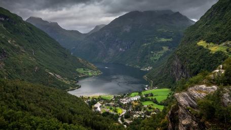 Geiranger (Norway) wallpaper