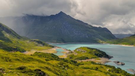 Majestic Serenity of Highland Landscapes wallpaper