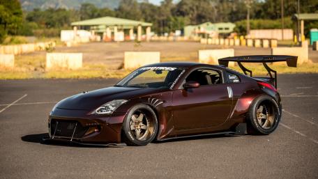 Nissan Race Car Beauty in Action wallpaper