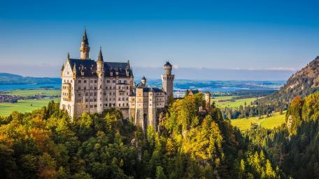 Bavarian Neuschwanstein Castle wallpaper