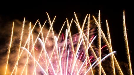 Bright Fireworks wallpaper
