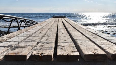 Walk to pier of heaven wallpaper