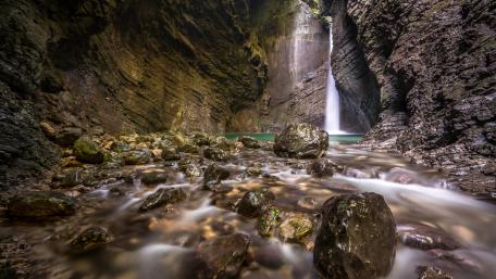 Kozjak Waterfall wallpaper