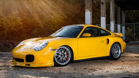 Porsche 911 GT2 wallpaper