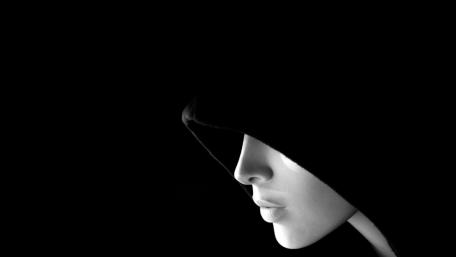 Anonymous woman wallpaper