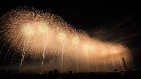 Long-Exposure Photo of Fireworks wallpaper