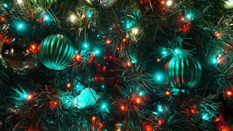 Christmas tree wallpaper