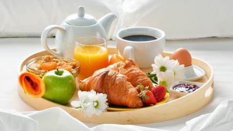 Serene Breakfast in Bed Delight wallpaper