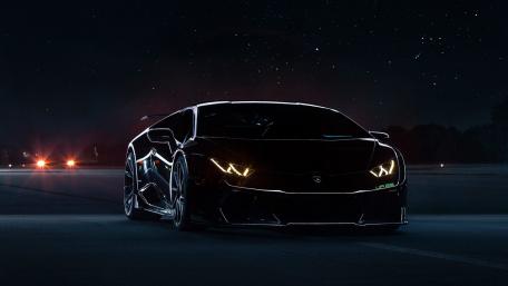 Black Lamborghini Huracan at night wallpaper