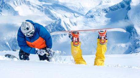 Fallen snowboarder wallpaper