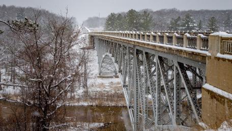 Cooley Bridge in wintertime wallpaper