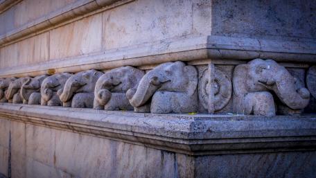 Ruins - Anuradhapura wallpaper