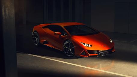 Lamborghini in Bold Red Splendor wallpaper