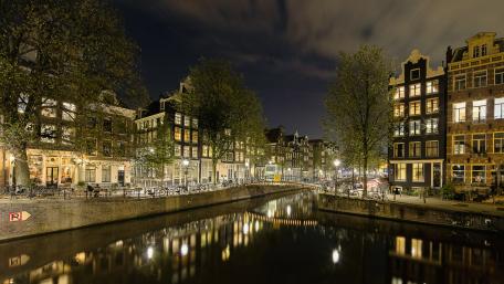 Amsterdam at night wallpaper