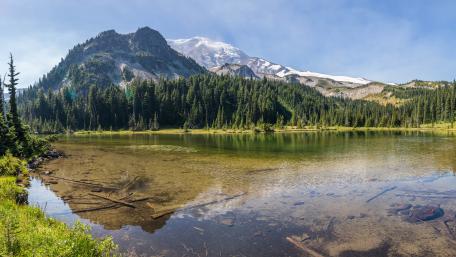 Mineral Lake (Mount Rainier National Park) wallpaper