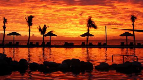 Sunset on the Denarau Island in Fiji wallpaper