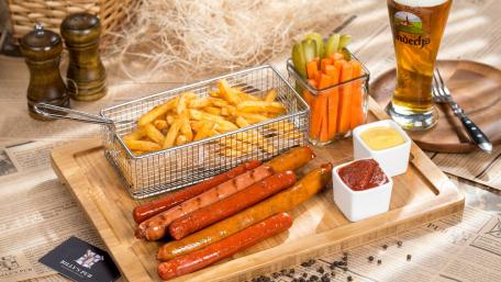 Fried sausage with french fries wallpaper