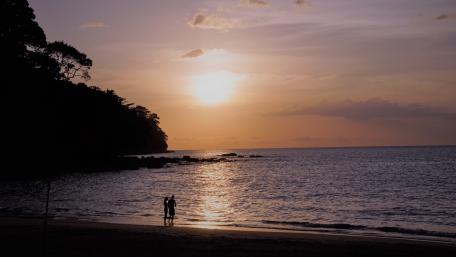 Evening on the beach wallpaper