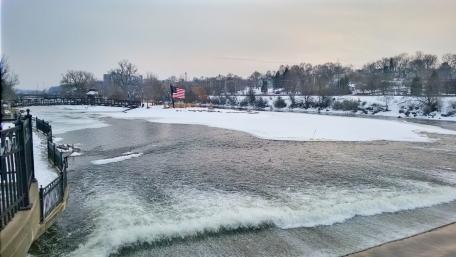 Frozen Fox River wallpaper
