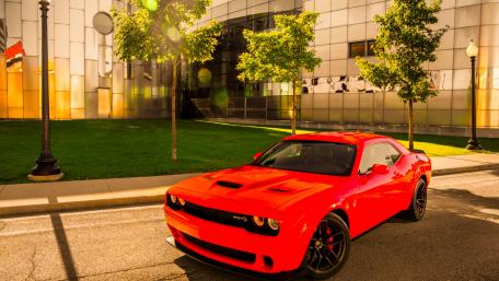 Bold and Striking Dodge Challenger Wallpaper wallpaper