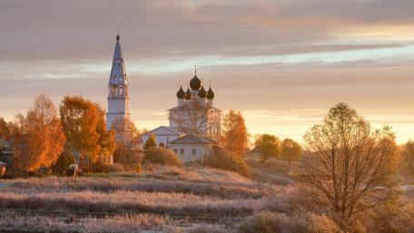 Kazan church (Russia) wallpaper