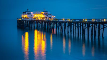 Malibu Pier at dusk wallpaper
